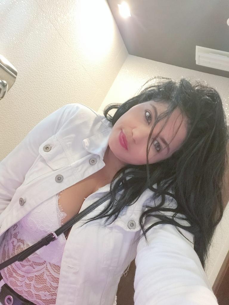 Chica busca chico en Asturias: 