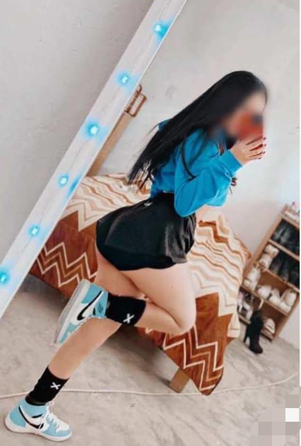 Chica busca chico en Cádiz: 