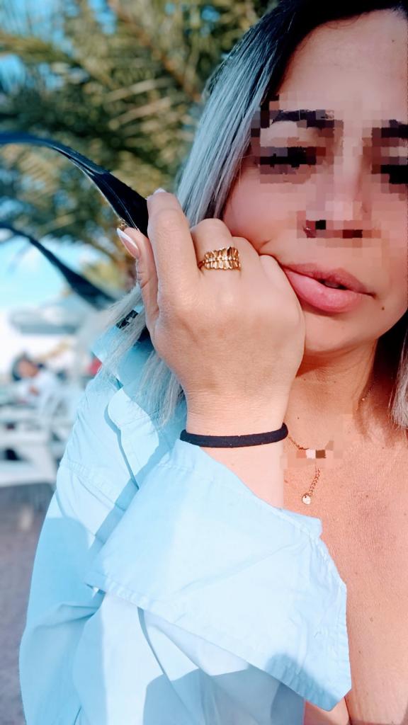 Chica busca chico en Cádiz: 