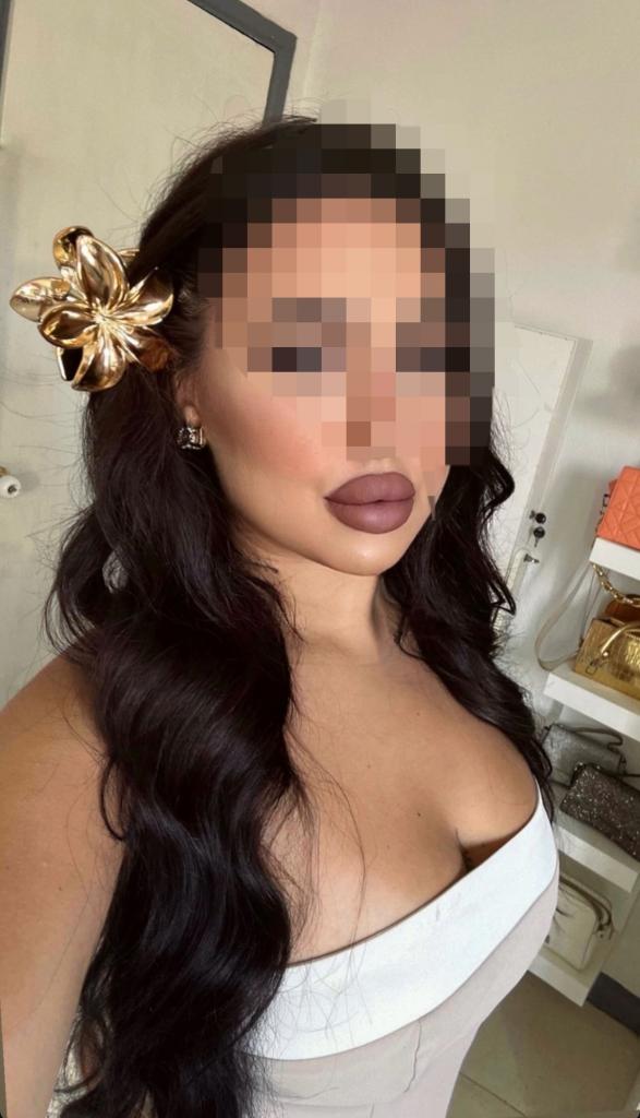 Chica busca chico en Cádiz: 