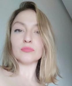 642977459: Chica busca chico en Madrid