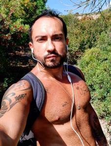 666356206: Chico busca chica en Barcelona