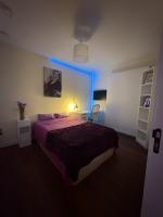 689123753: Chica busca chico en Zaragoza