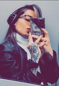 Chica busca chico en La Coruña: 