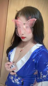 651741110: Chica busca chico en Gerona