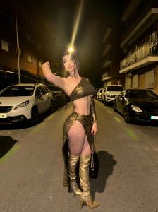 Chica busca chico en La Coruña: 