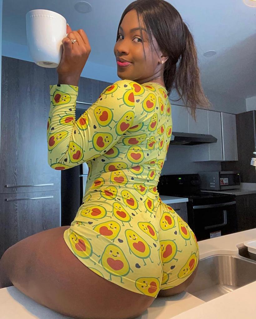 685217722: Chica busca chico en Orense