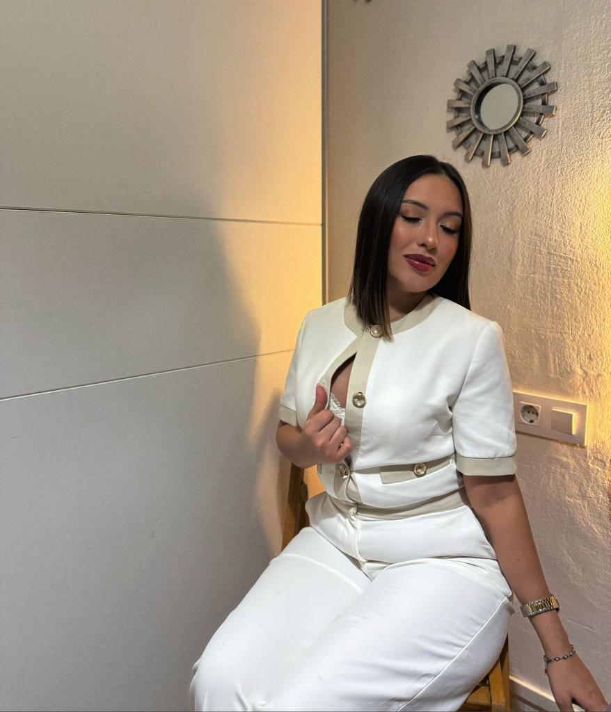 Chica busca chico en La Coruña: 