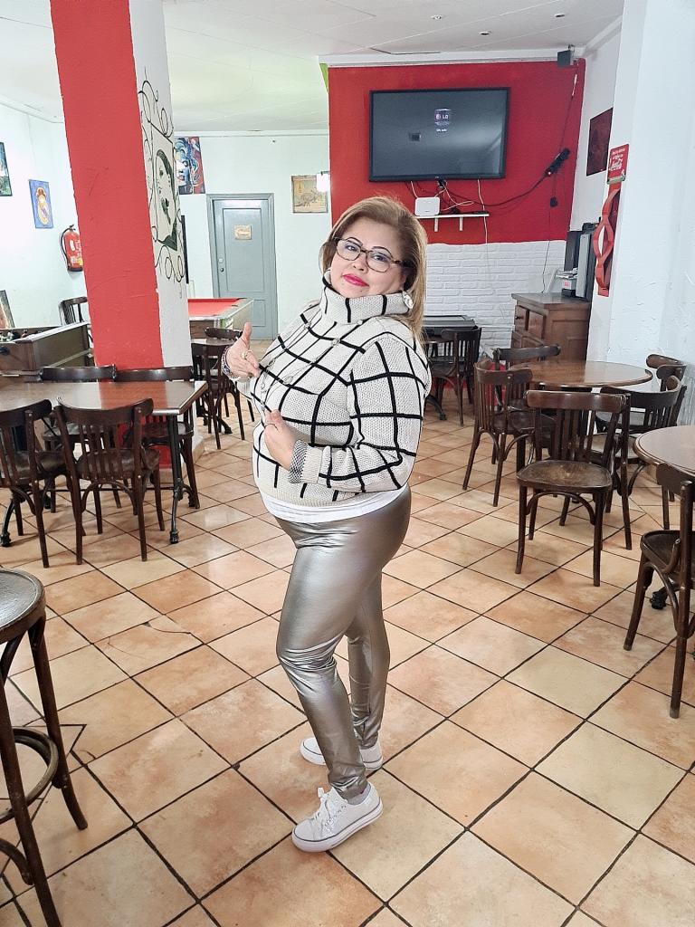 Chica busca chico en Valencia: 