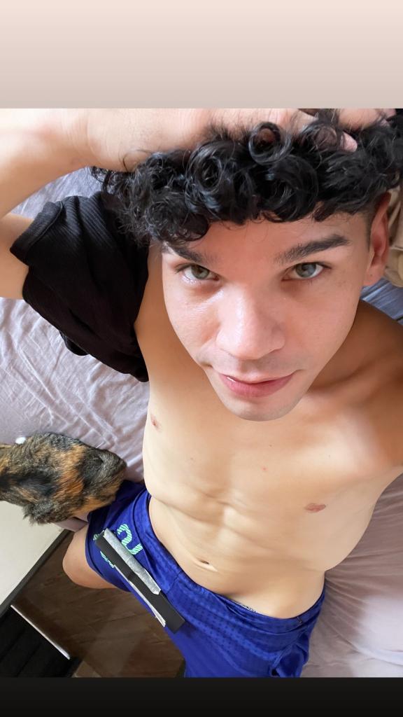 637104417: Chico busca chica en Murcia