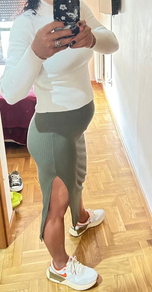 612217089: Chica busca chico en Asturias