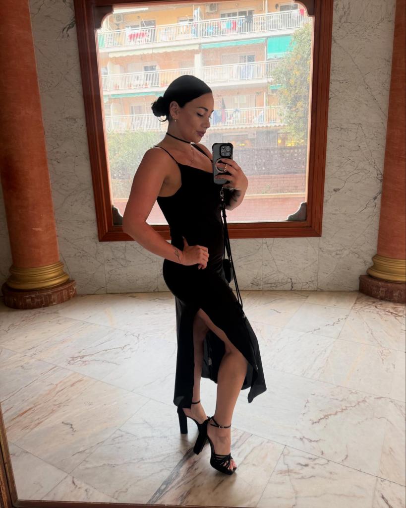 Chica busca chico en Ibiza: 