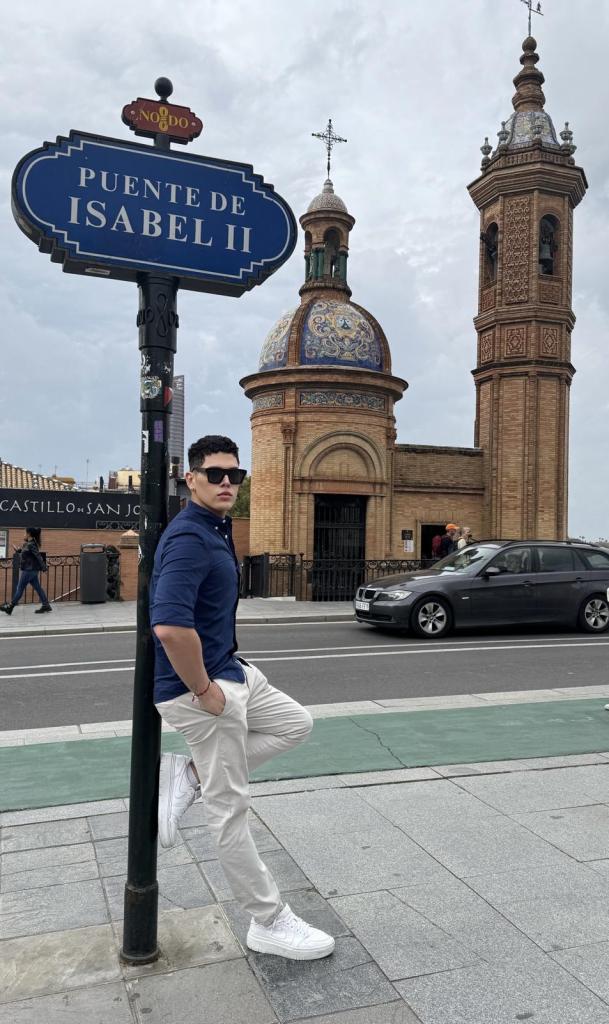 Chico busca chica en Las Palmas: 