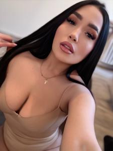 672290794: Chica busca chico en Barcelona