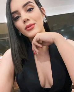 613911979: Chica busca chico en La Coruña