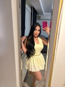 672290794: Chica busca chico en Barcelona