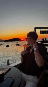 647086323: Chico busca chica en Madrid