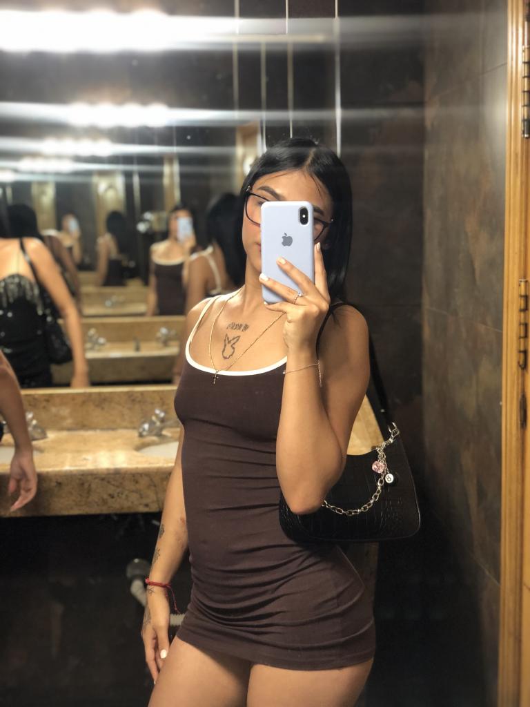 Chica busca chico en Almería: 