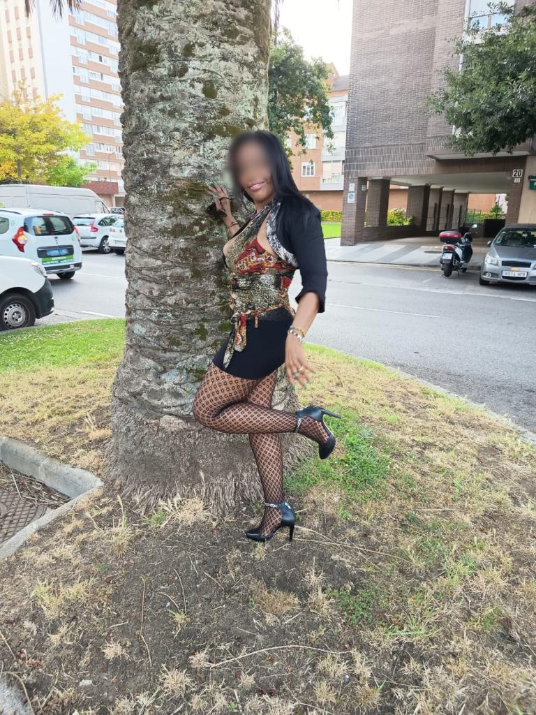 Chica busca chico en Asturias: 