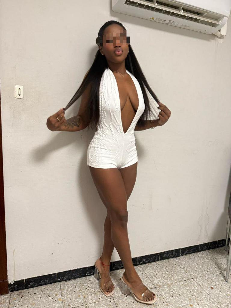 642733593: Chica busca chico en Tarragona