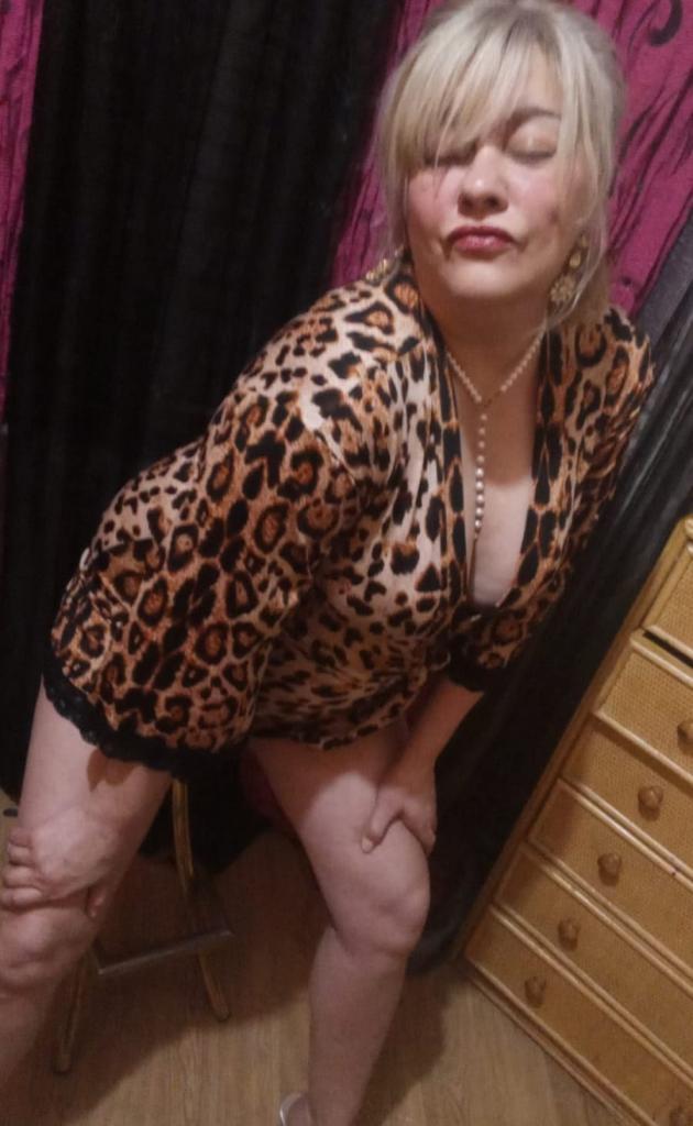 Chica busca chico en Murcia: 