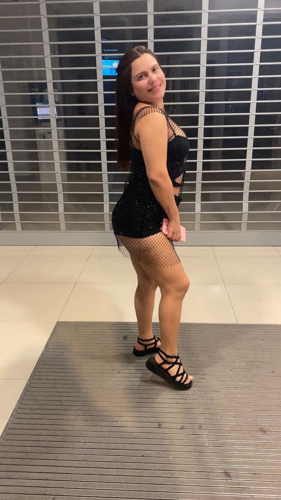 624153910: Chica busca chico en Sevilla