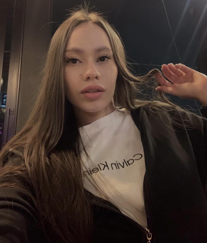 611342995: Chica busca chico en Cádiz