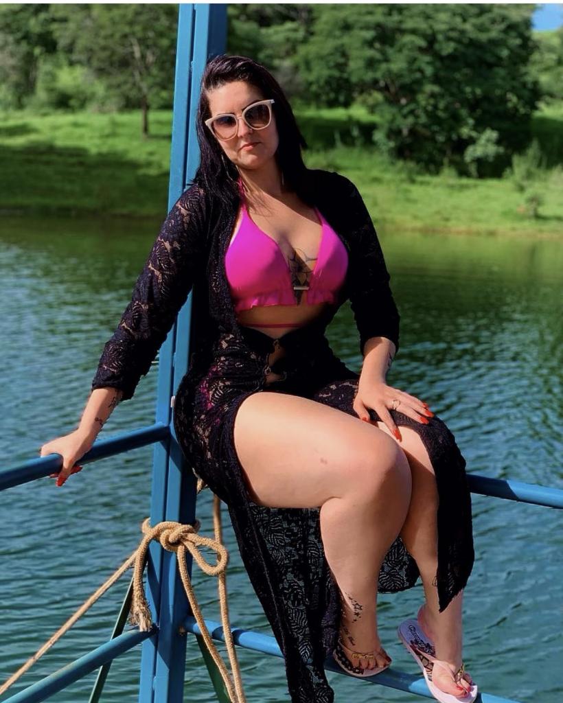 687436270: Chica busca chico en Almería