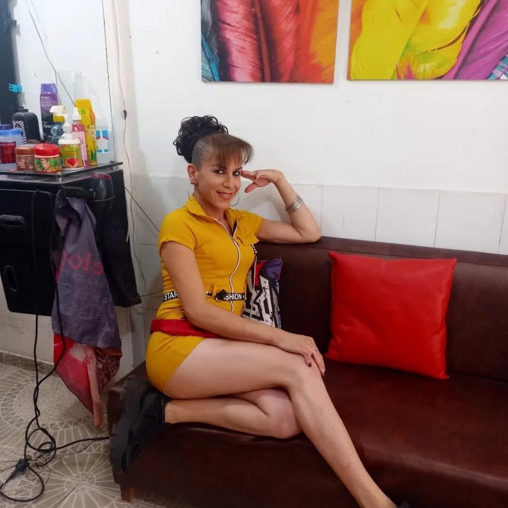 632345049: Transexual en Jaén