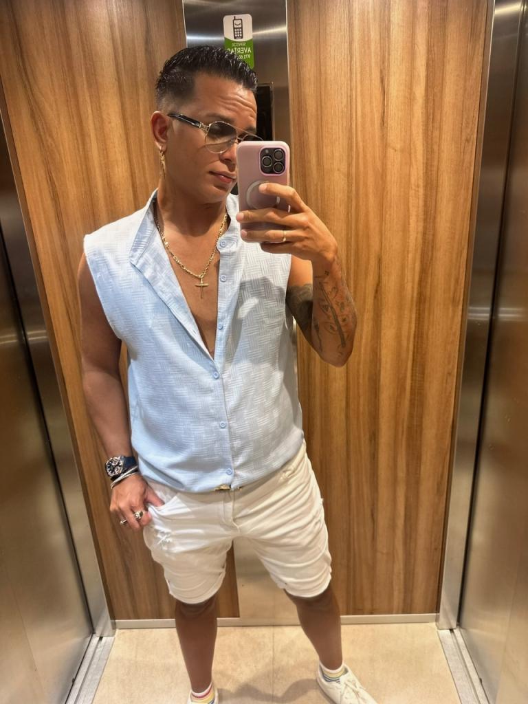 631225566: Chico busca chica en Valencia