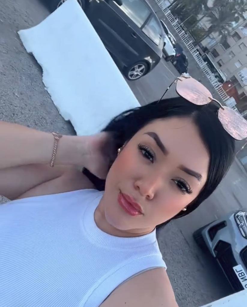 Chica busca chico en Almería: 