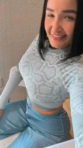 613806387: Chica busca chico en Alicante