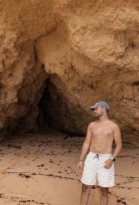 663257205: Chico busca chica en Sevilla