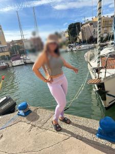 643217405: Chica busca chico en Valencia