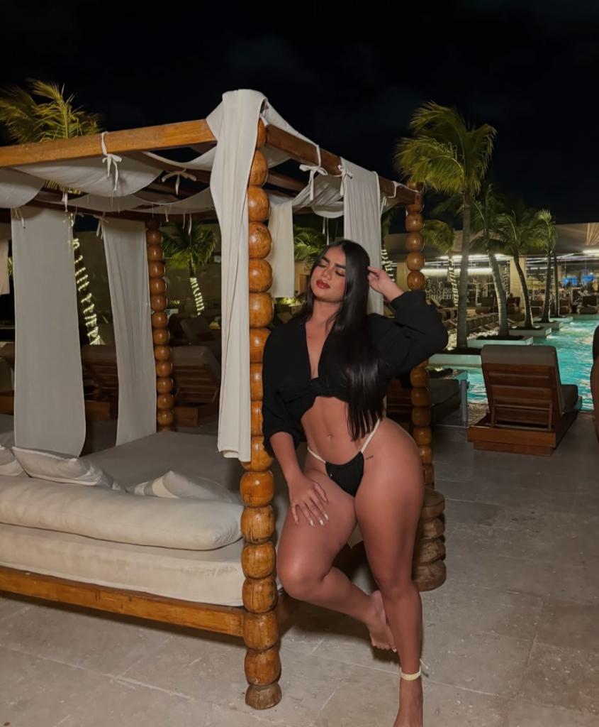 Chica busca chico en Cádiz: 