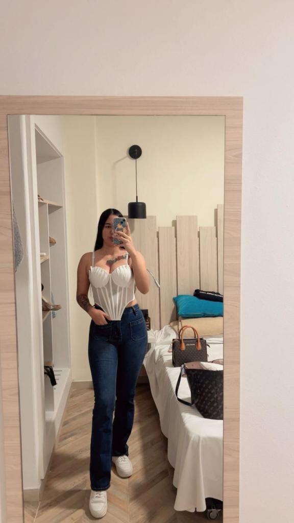 634012920: Chica busca chico en Ibiza