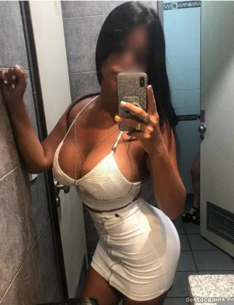 Chica busca chico en Lérida: 