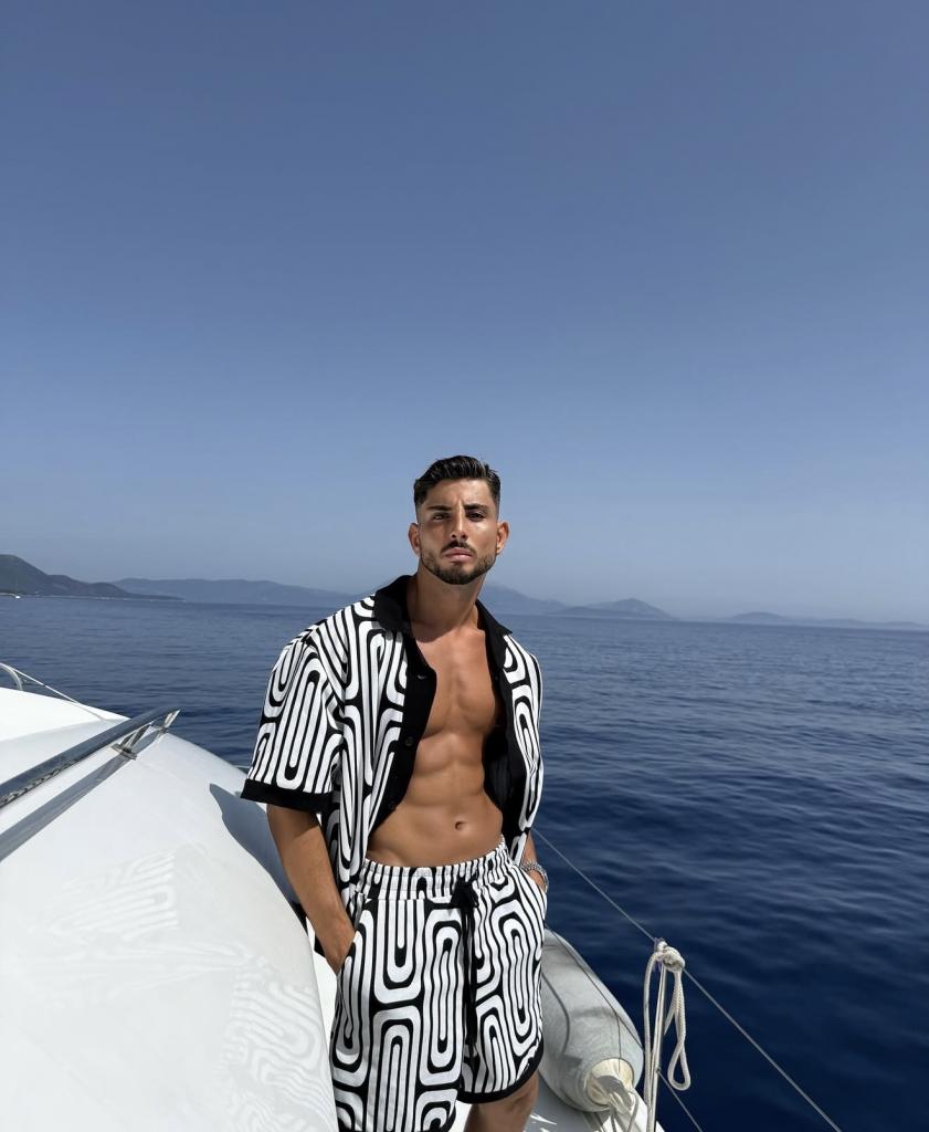 607855219: Chico busca chica en Málaga