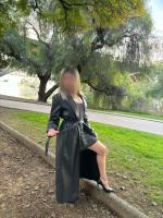 670807563: Chica busca chico en Sevilla