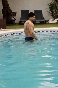 627275163: Chico busca chica en Sevilla