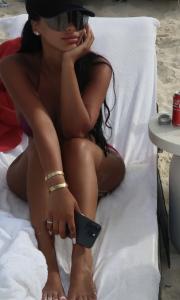 677699656: Chica busca chico en Alicante