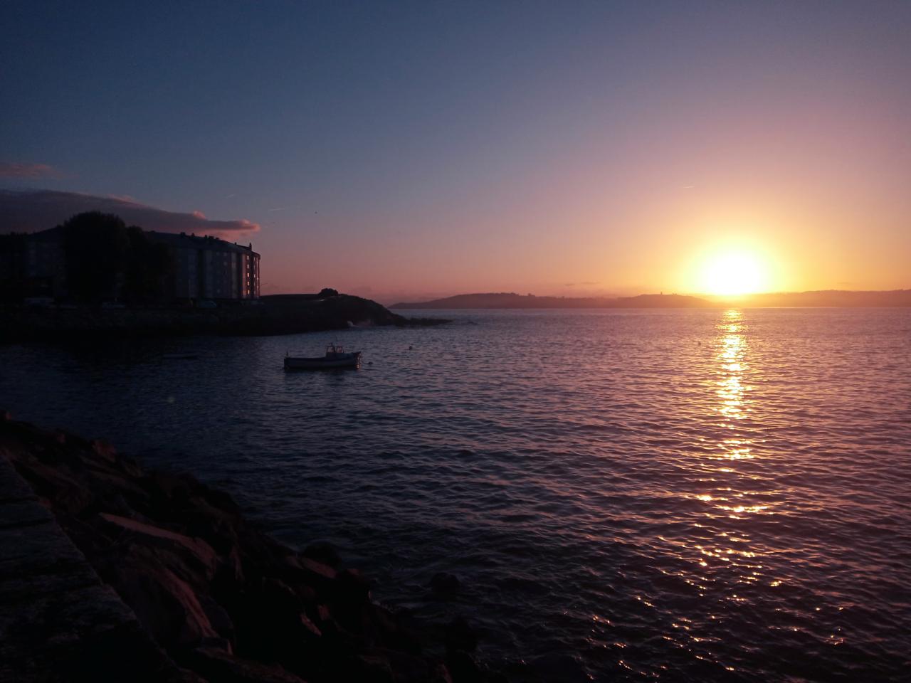 Chica busca chico en La Coruña: 