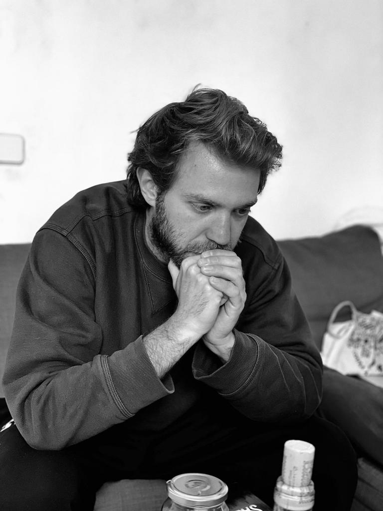 Chico busca chica en Barcelona: 