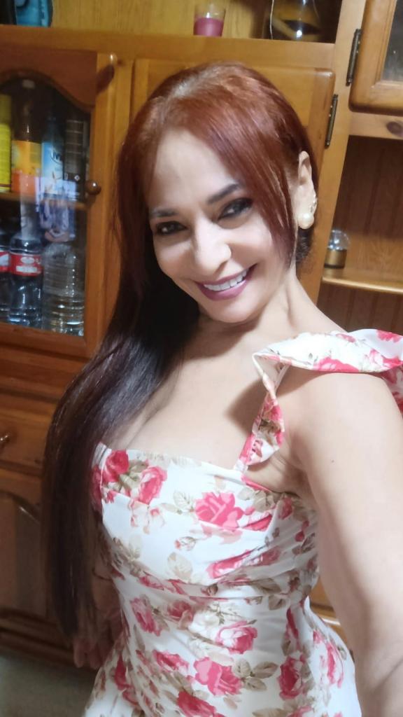 611242729: Chica busca chico en Tarragona