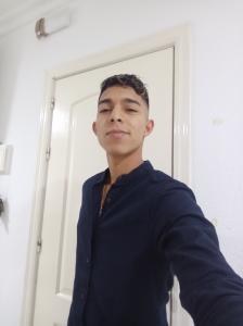 Chico busca chica en Sevilla: 