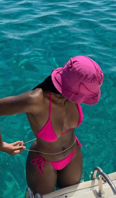 Chica busca chico en Huelva: 