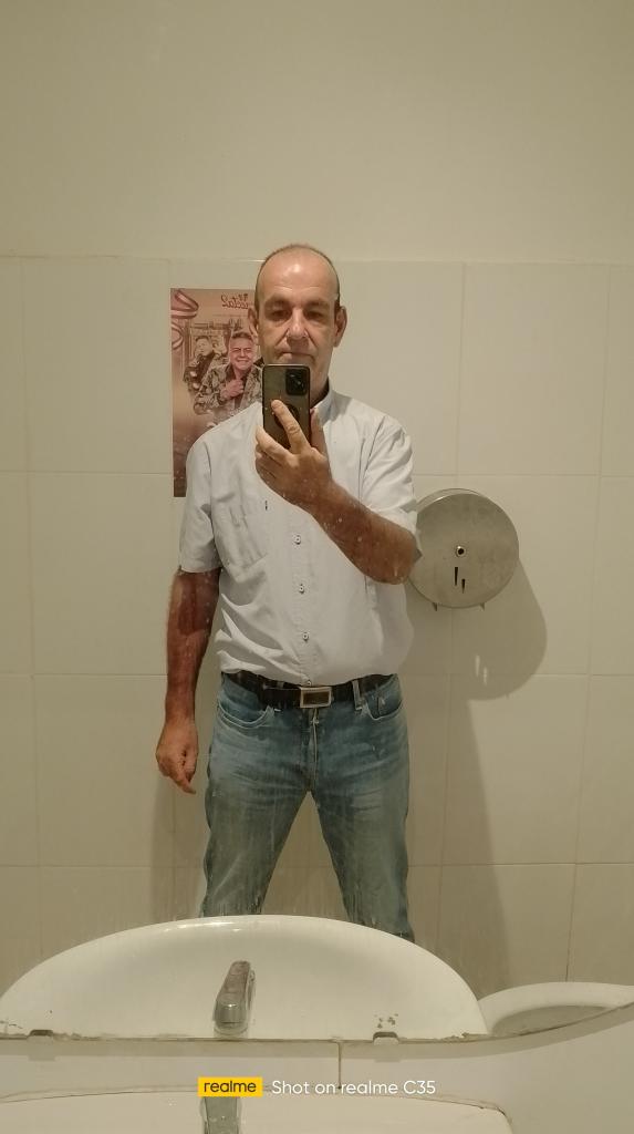 Chico busca chica en Barcelona: 