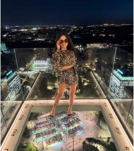 624737341: Chico busca chica en Valencia