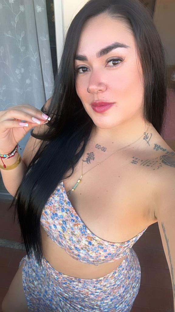 Chica busca chico en Almería: 