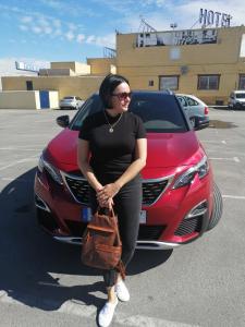 Chica busca chico en Cádiz: 